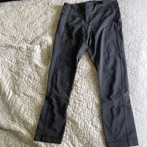 Black lululemon leggings